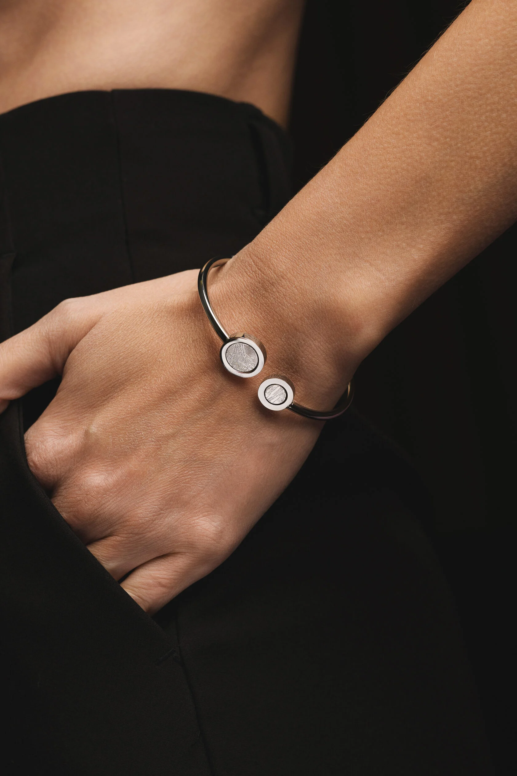 Muonionalusta meteorite Orbit Bracelet